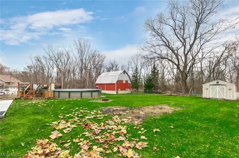 4853 Elyria, Lorain, OH 44055 photo 7