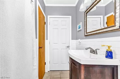 4853 Elyria, Lorain, OH 44055 photo 27