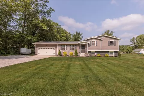 9947 State Route 700, Mantua, OH 44255