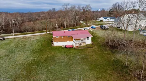 View/Area - 5118 Briscoe Rd, Parkersburg, WV 26104 photo 1 of 2