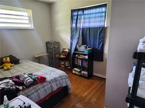 Bedroom - 5118 Briscoe Rd, Parkersburg, WV 26104 photo 1 of 4