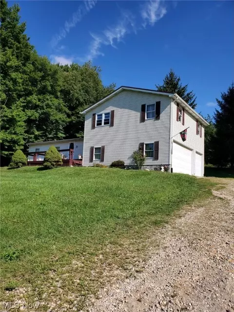 7373 Orchardview SE, East Canton, OH 44730