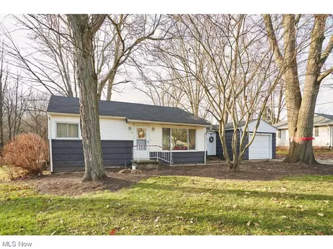 2986 Harris Ave, Norton, OH 44203