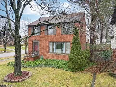 2243 Edgerton Rd, University Heights, OH 44118