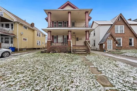 2041 W 91st St, Cleveland, OH 44102