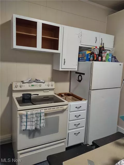 Kitchen - 117 Ab High St, Flushing, OH 43977 photo 1 of 2