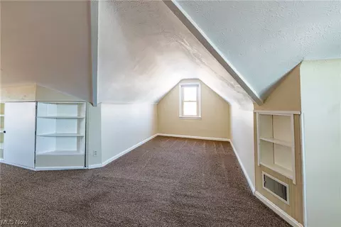 6107 Forest Ave, Parma, OH 44129 photo 14