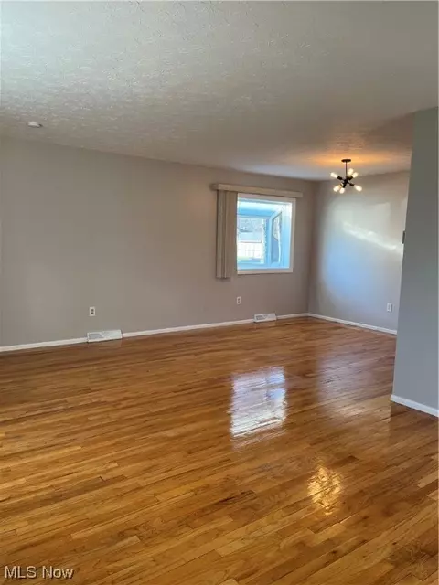 7090 E Jefferson, Mentor, OH 44060 photo 6