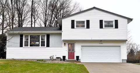 2396 Sherwin Dr, Twinsburg, OH 44087