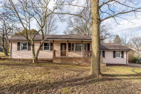 202 Aldrich Rd, Youngstown, OH 44515