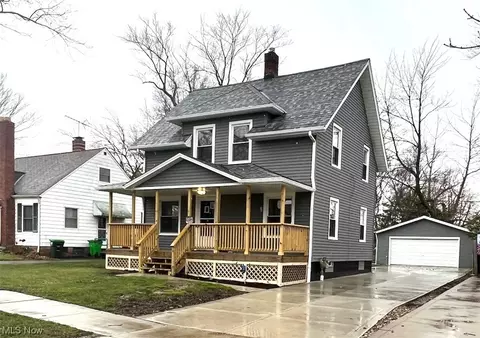 1412 Craneing Rd, Wickliffe, OH 44092