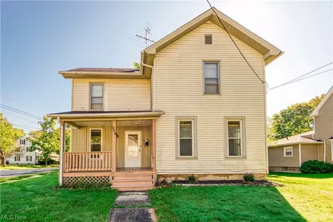 619 W Spruce Ave, Ravenna, OH 44266