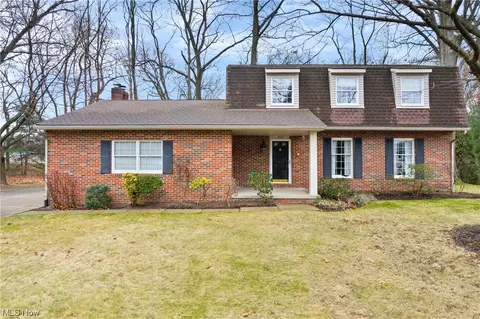 5102 Beachview NW, Canton, OH 44708 photo 2