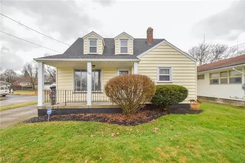 1147 Detroit Ave, Youngstown, OH 44502