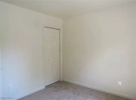 244 E 238th St, Euclid, OH 44123 photo 8