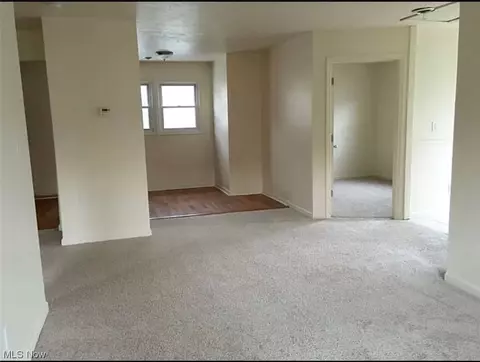 244 E 238th St, Euclid, OH 44123 photo 3