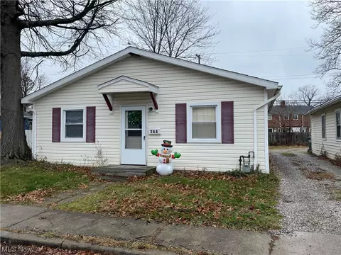 244 E 238th St, Euclid, OH 44123 photo 15