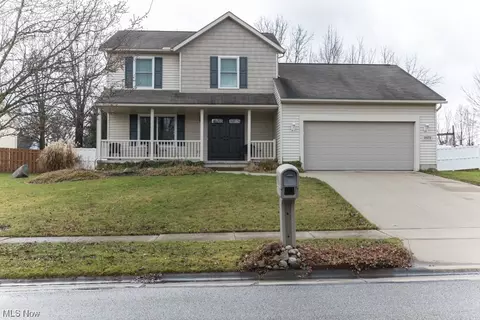 2572 Wintergreen Ln, Ravenna, OH 44266