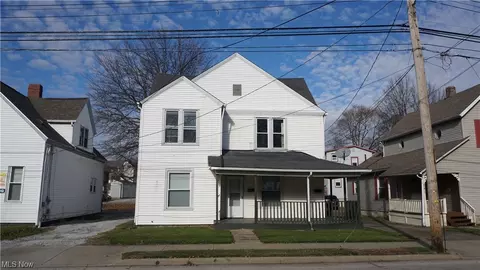 279 Wheeler St, Akron, OH 44304