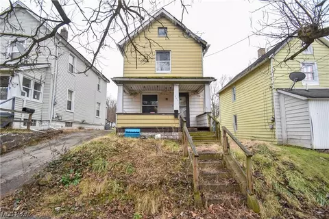 247 N N Ctr, Youngstown, OH 44506