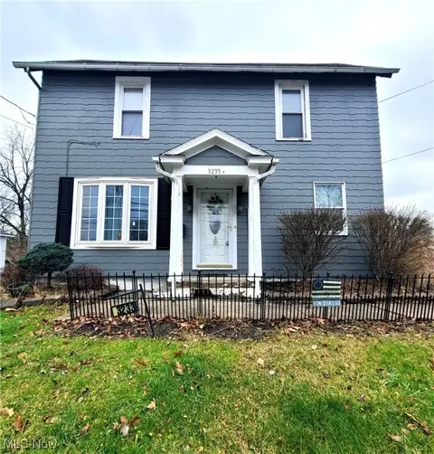 3233 Lincoln NW, Massillon, OH 44647