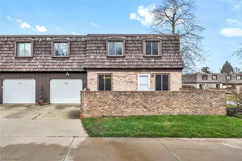 755 Tollis, Broadview Heights, OH 44147