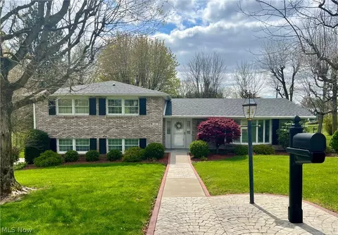 101 Woodland Park, Wintersville, OH 43953