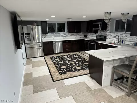 7845 Ridge Rd, Parma, OH 44129 photo 16