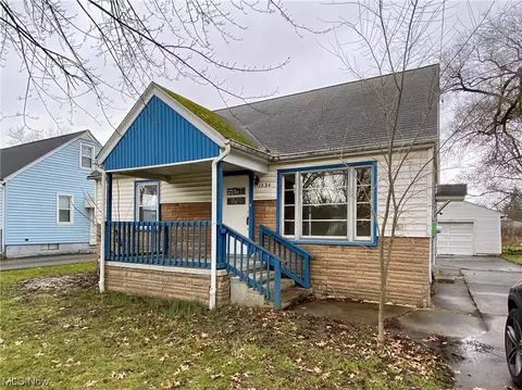 1734 Union St SW, Warren, OH 44485