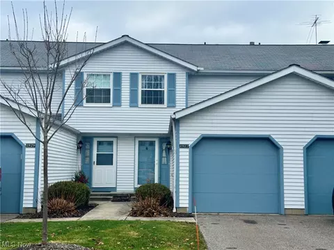 1927 Ridge Mdw, Twinsburg, OH 44087