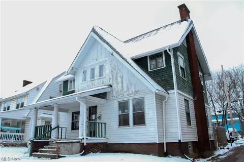 1411 Yale NW, Canton, OH 44703