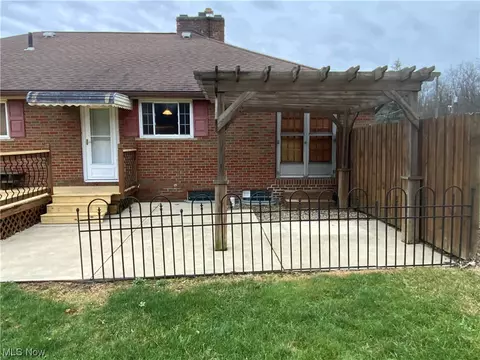 2711 Baum SE, Canton, OH 44707 photo 5
