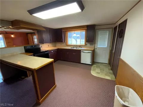 2711 Baum SE, Canton, OH 44707 photo 7