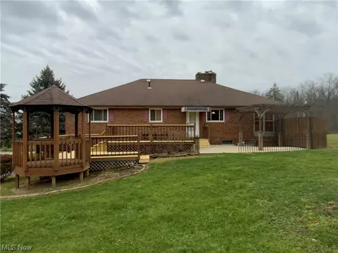 2711 Baum SE, Canton, OH 44707 photo 3
