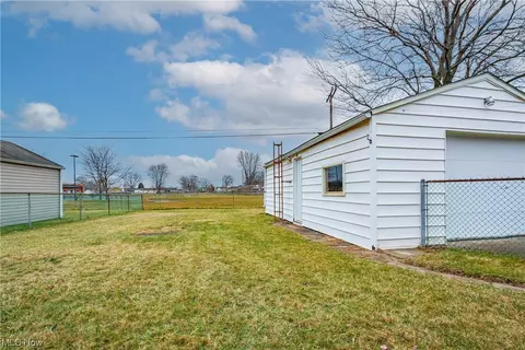 2003 Midway Ave NE, Canton, OH 44705 photo 29