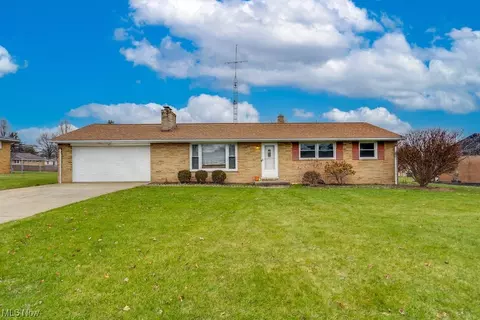 1323 32nd NE, Canton, OH 44714