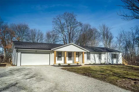 3507 Spring Vly, Akron, OH 44333