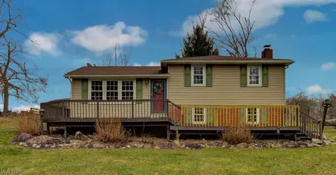 7166 Lowmiller Rd, Minerva, OH 44657