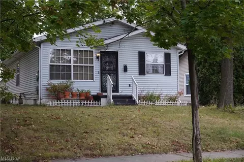 753 Peerless Ave, Akron, OH 44320 photo 4