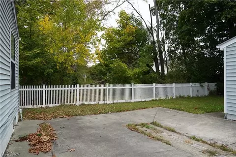 753 Peerless Ave, Akron, OH 44320 photo 7