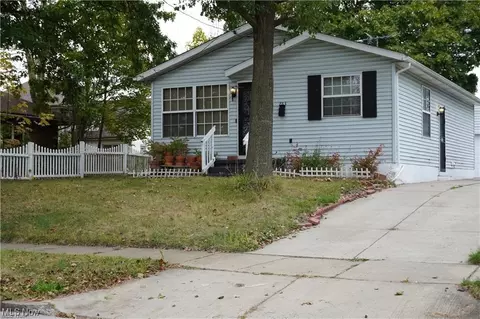 753 Peerless Ave, Akron, OH 44320 photo 3