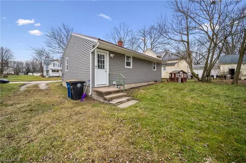 1118 E 16th St, Ashtabula, OH 44004 photo 29
