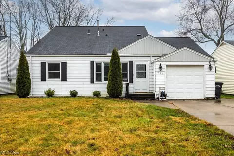 435 Berkshire Rd, Elyria, OH 44035