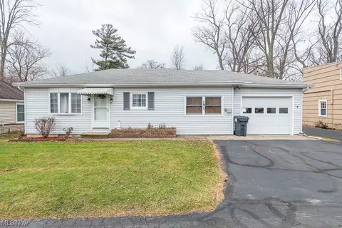 5 Pleasantview, Vermilion, OH 44089