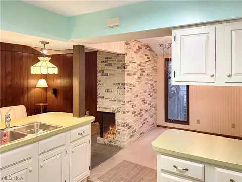 167 Maplelawn, Berea, OH 44017 photo 8