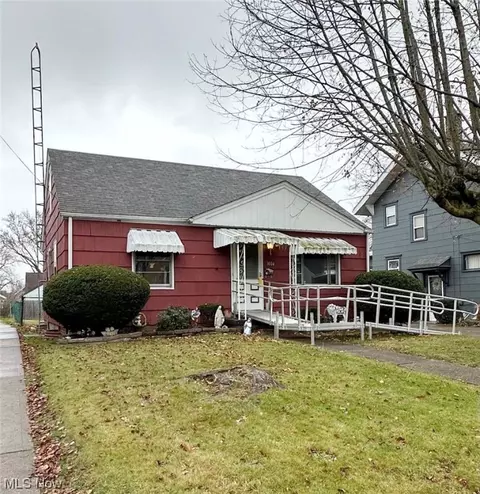 1004 Linwood Ave SW, Canton, OH 44710