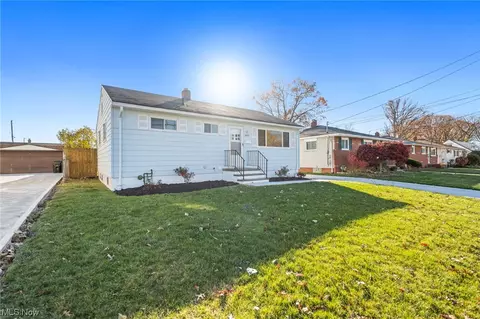 14919 S Gallatin, Brook Park, OH 44142