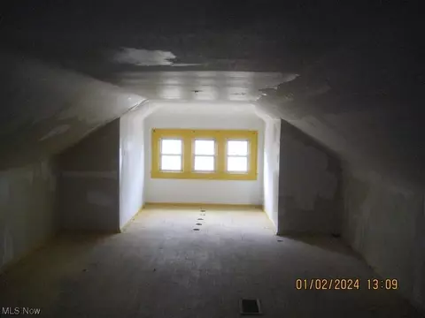 1165 Mount Vernon, Akron, OH 44310 photo 10