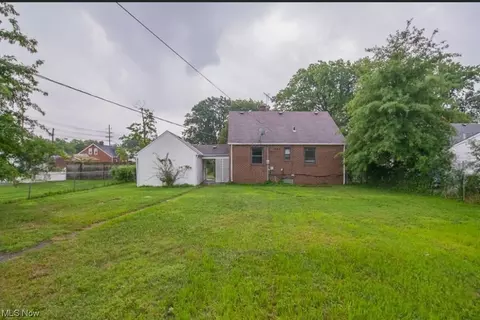 724 E 236th, Euclid, OH 44123 photo 17