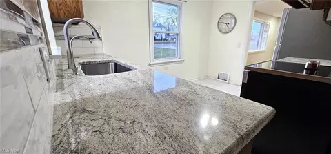 242 Whipple Ave NW, Canton, OH 44708 photo 5